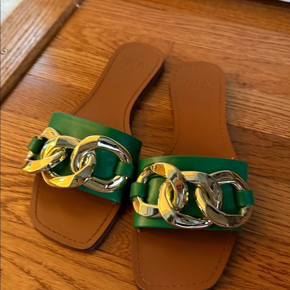 ZARA gold chain emerald green tan sandals European 39 - Picture 7 of 8